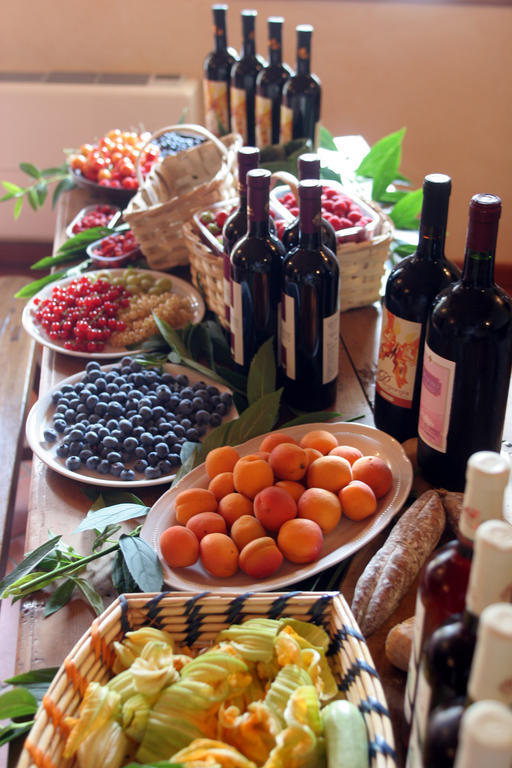 Agriturismo La Virginia Villa Revello Dış mekan fotoğraf